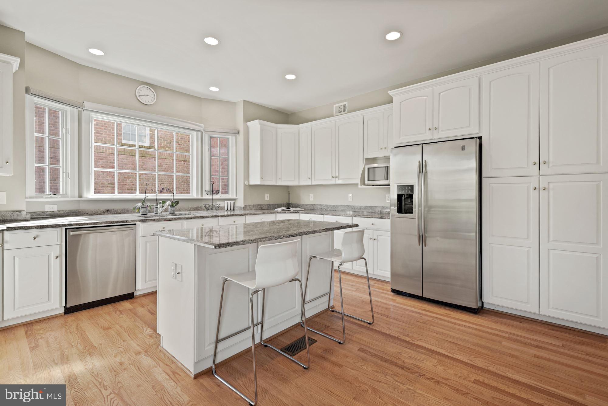 AVENEL - Residential