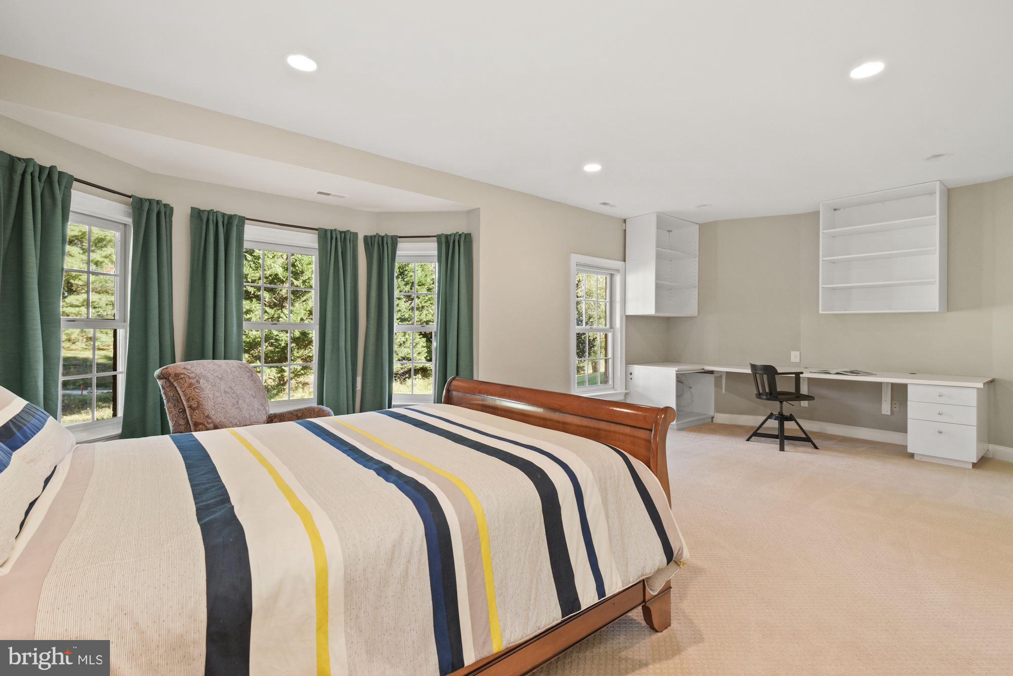 AVENEL - Residential