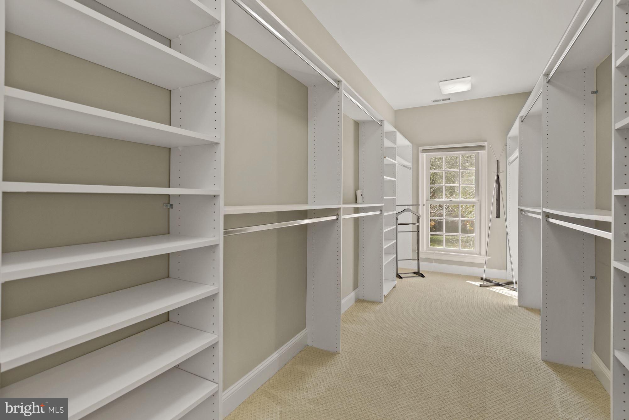 AVENEL - Residential