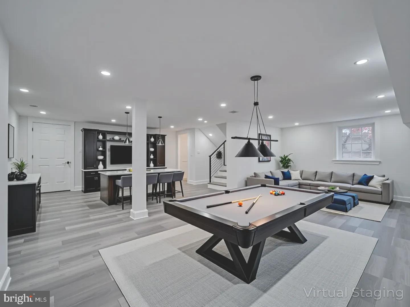 HYATTSVILLE HILLS - Residential