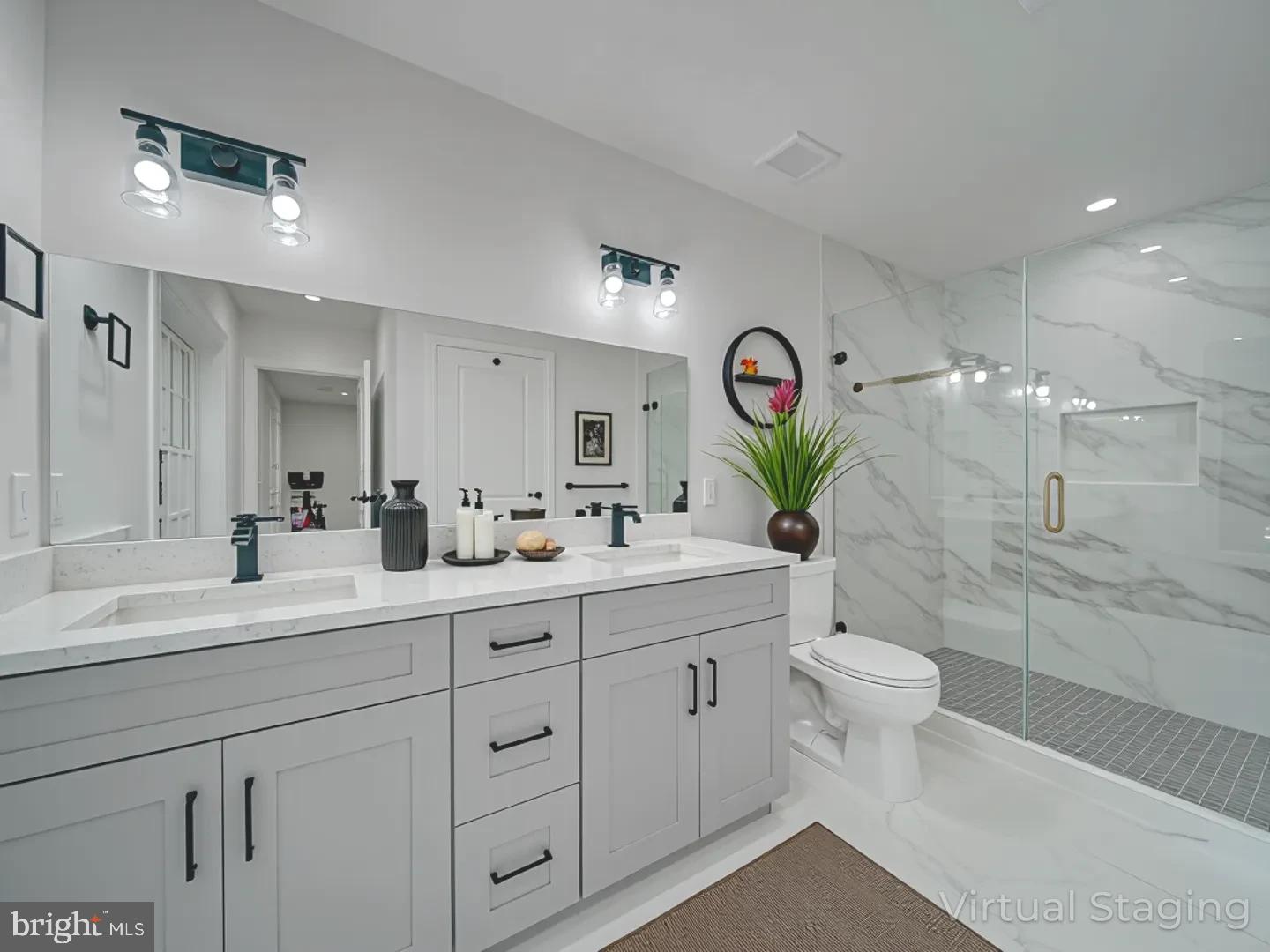 HYATTSVILLE HILLS - Residential