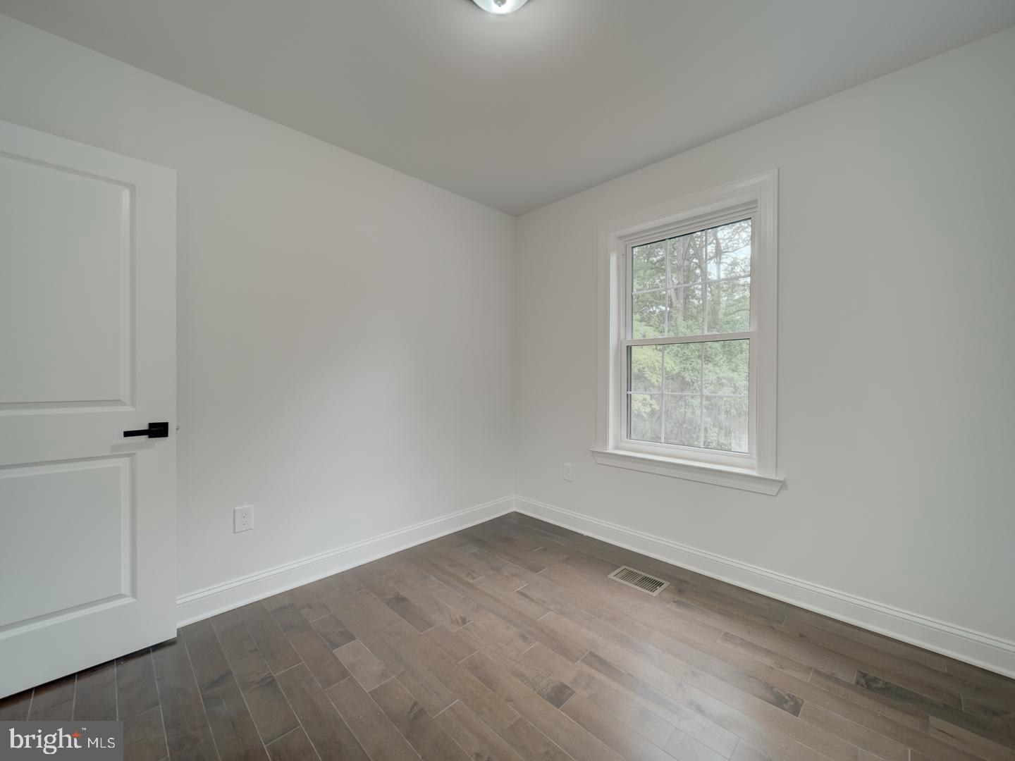 HYATTSVILLE HILLS - Residential