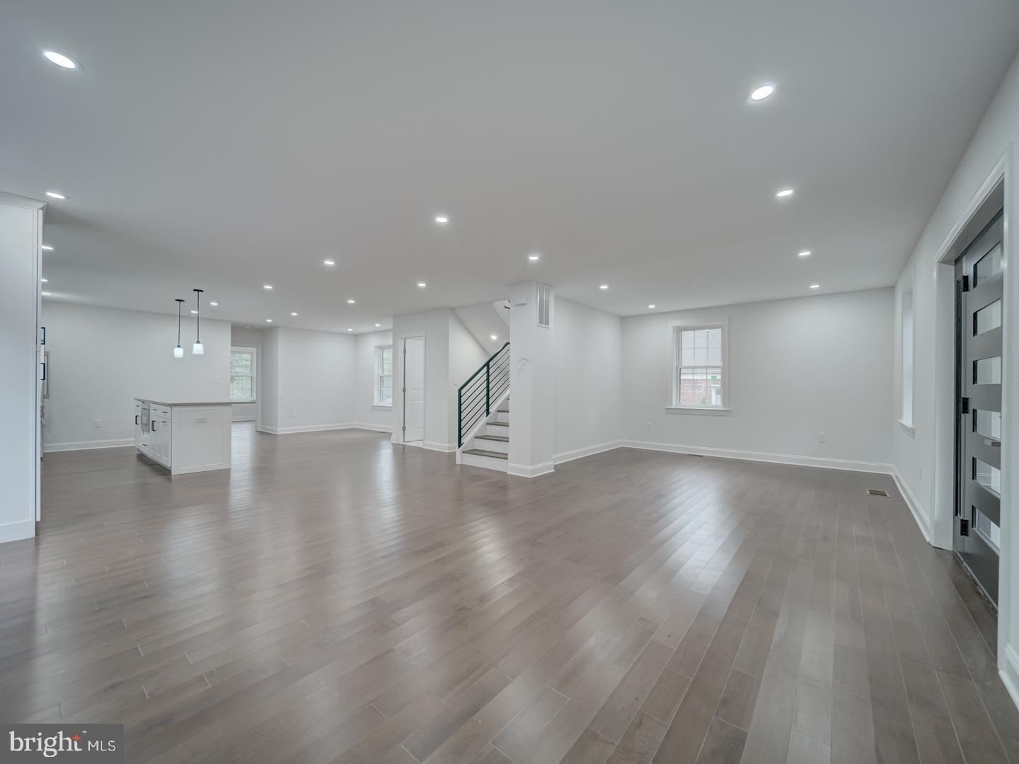 HYATTSVILLE HILLS - Residential