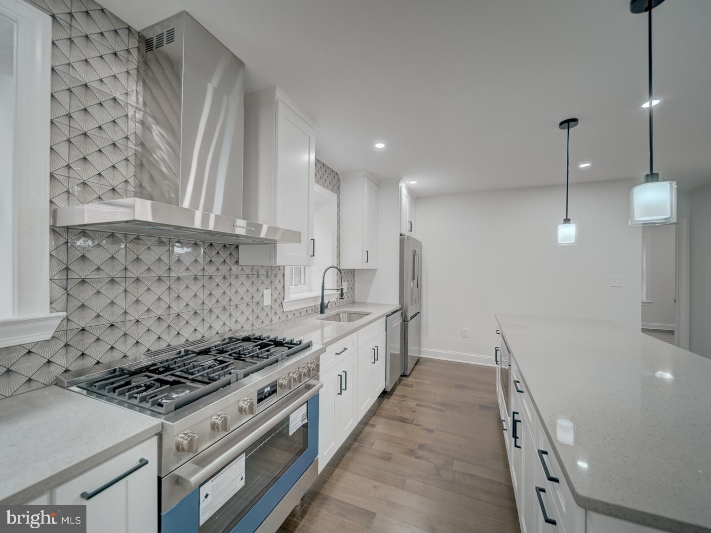 HYATTSVILLE HILLS - Residential