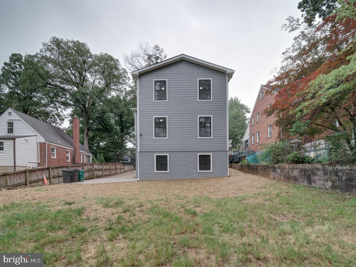 HYATTSVILLE HILLS - Residential