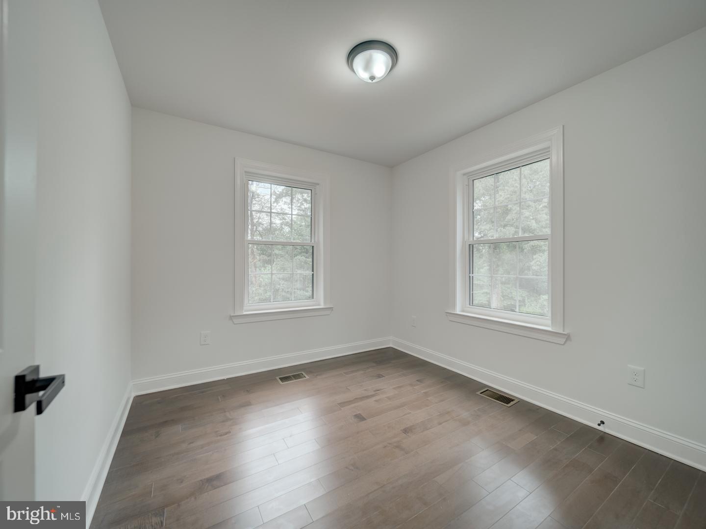 HYATTSVILLE HILLS - Residential