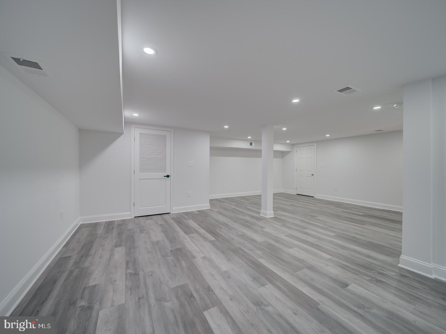 HYATTSVILLE HILLS - Residential