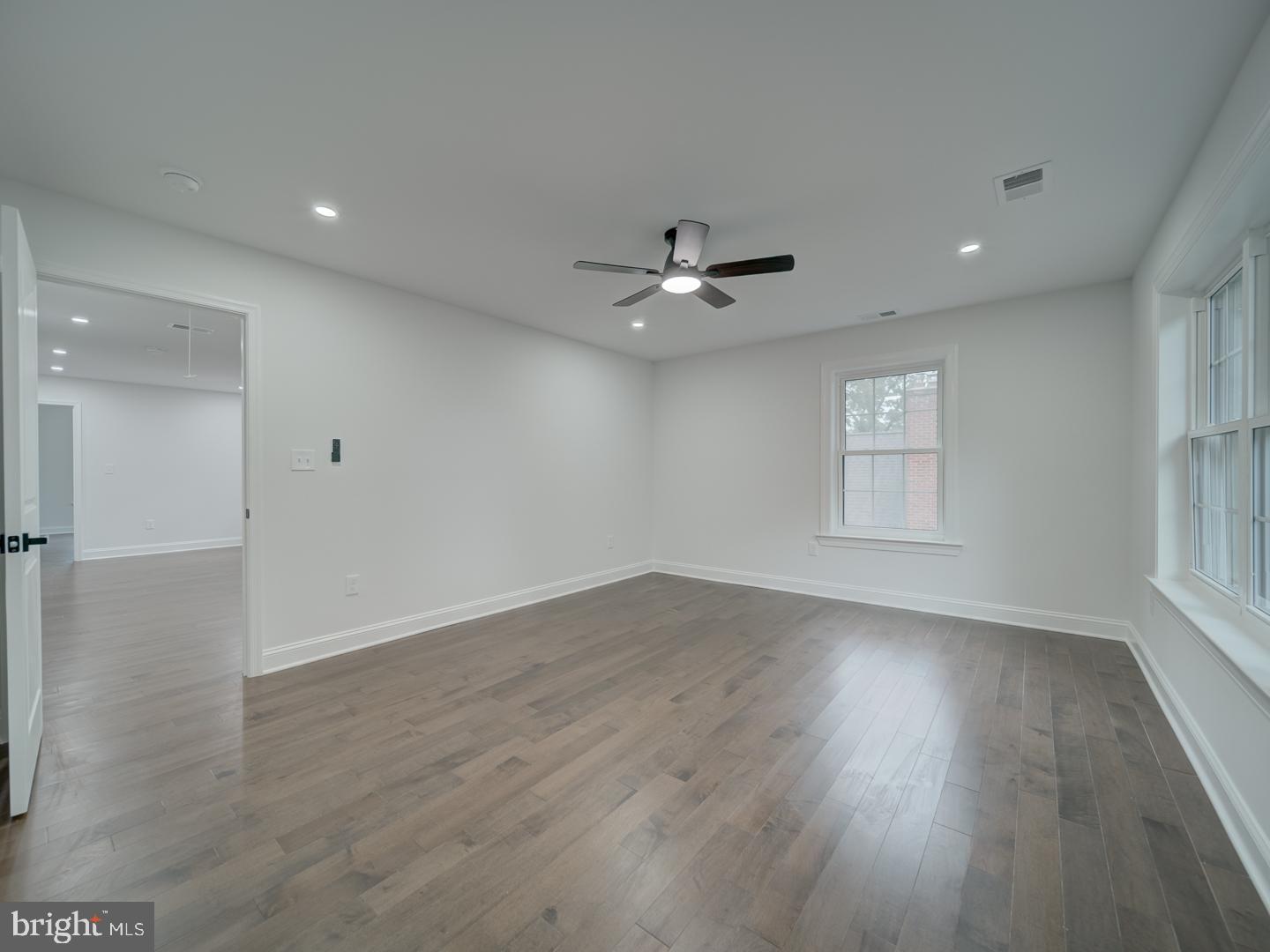 HYATTSVILLE HILLS - Residential