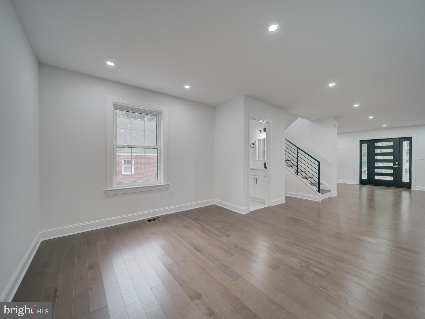 HYATTSVILLE HILLS - Residential