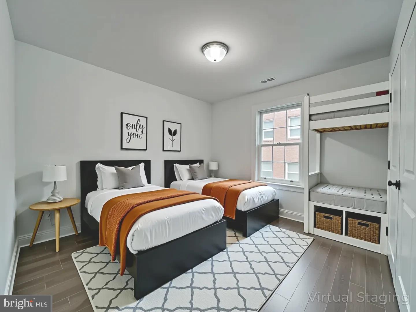 HYATTSVILLE HILLS - Residential