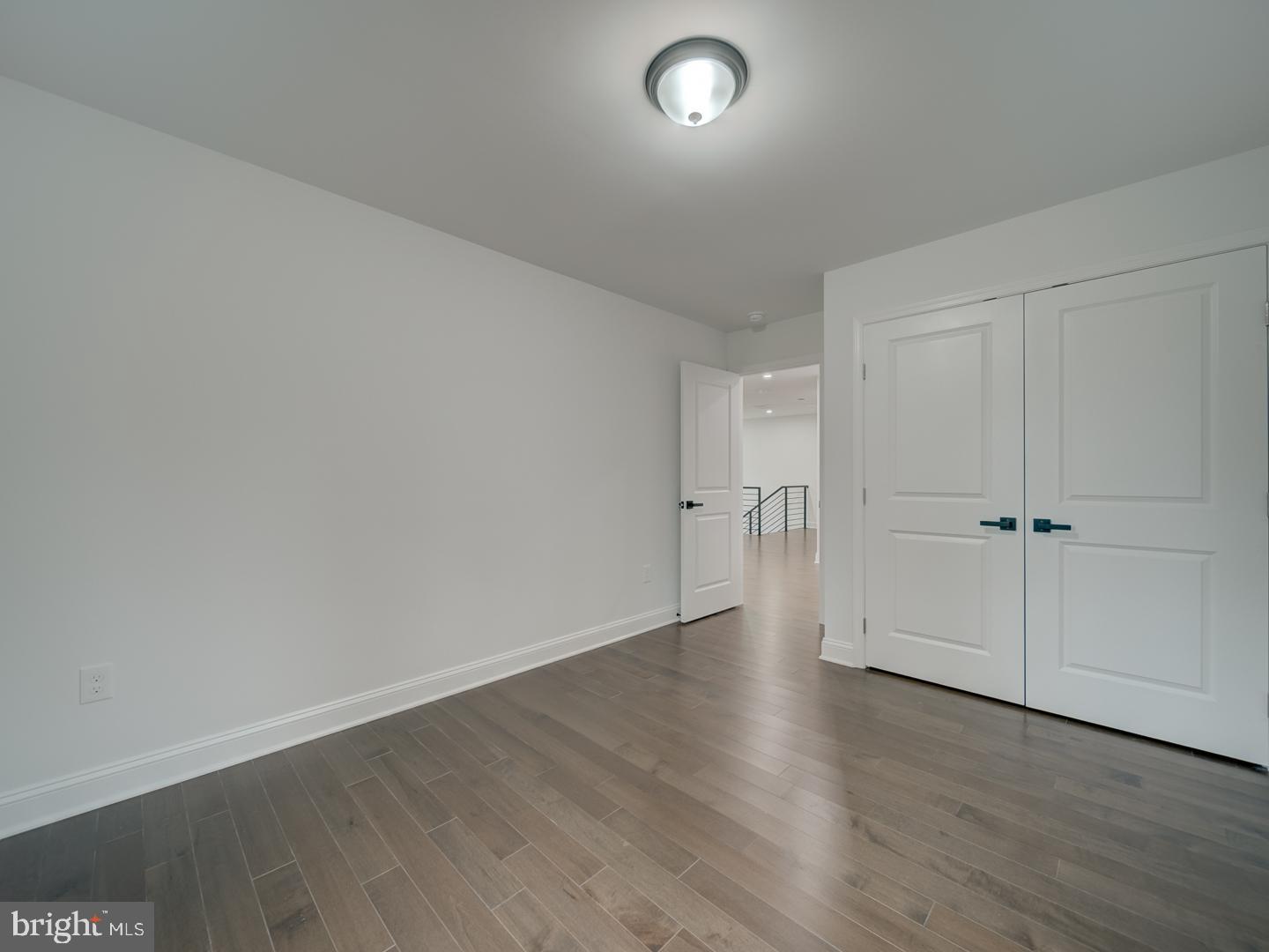 HYATTSVILLE HILLS - Residential