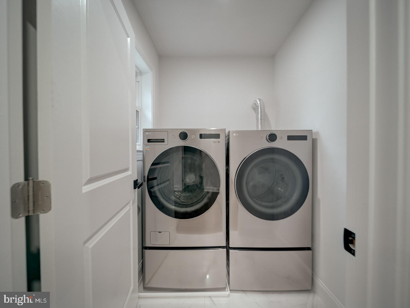 HYATTSVILLE HILLS - Residential