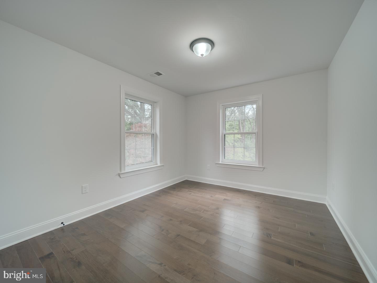 HYATTSVILLE HILLS - Residential