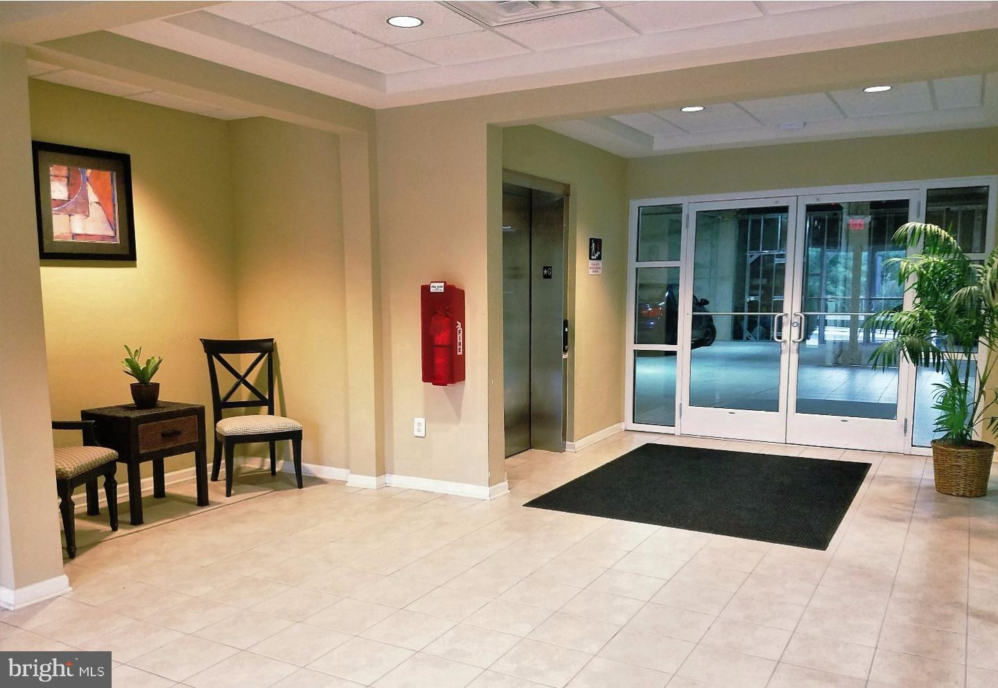 THE HOLLOW AT FOX VA - Residential