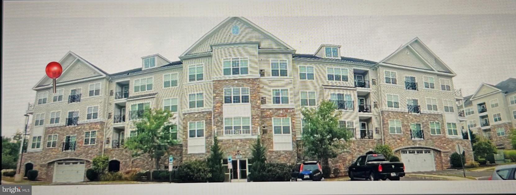 THE HOLLOW AT FOX VA - Residential