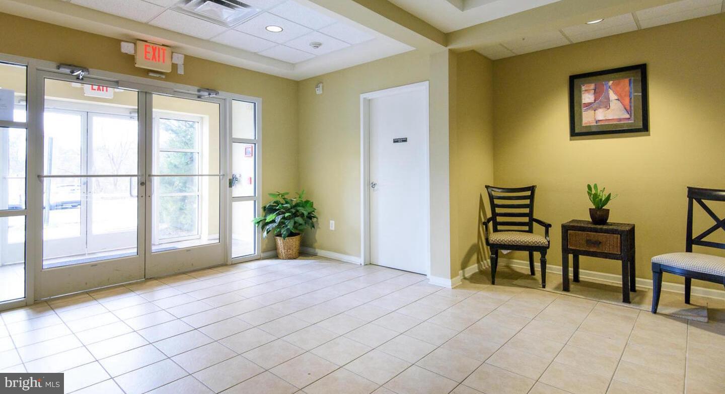 THE HOLLOW AT FOX VA - Residential