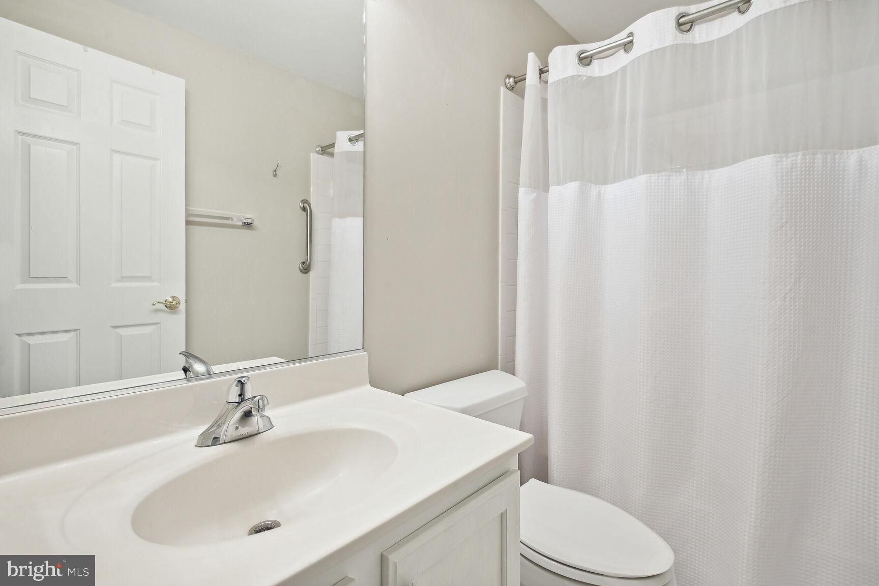 QUINCE ORCHARD PARK - Residential Lease