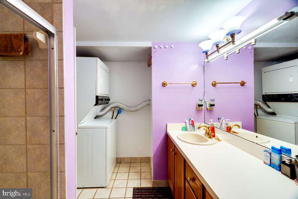 VILLA RIDGE CONDOMINIUM - Residential