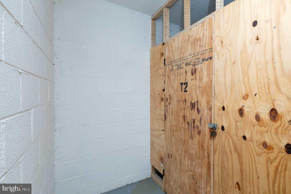 VILLA RIDGE CONDOMINIUM - Residential