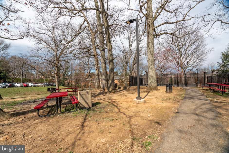 VILLA RIDGE CONDOMINIUM - Residential