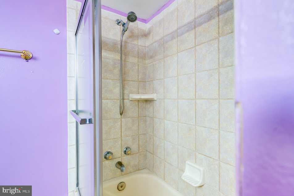 VILLA RIDGE CONDOMINIUM - Residential