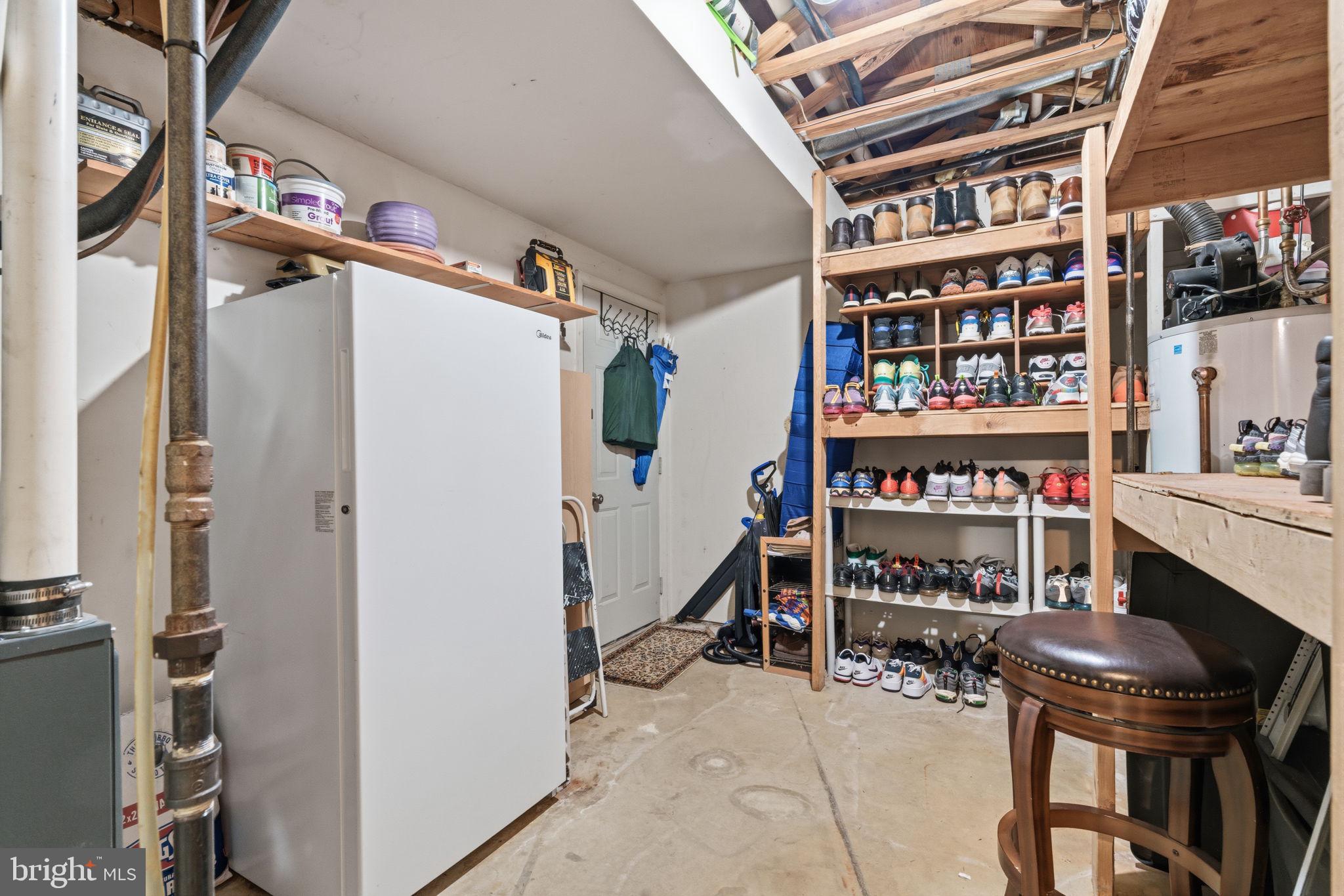 YORKTOWN - Residential