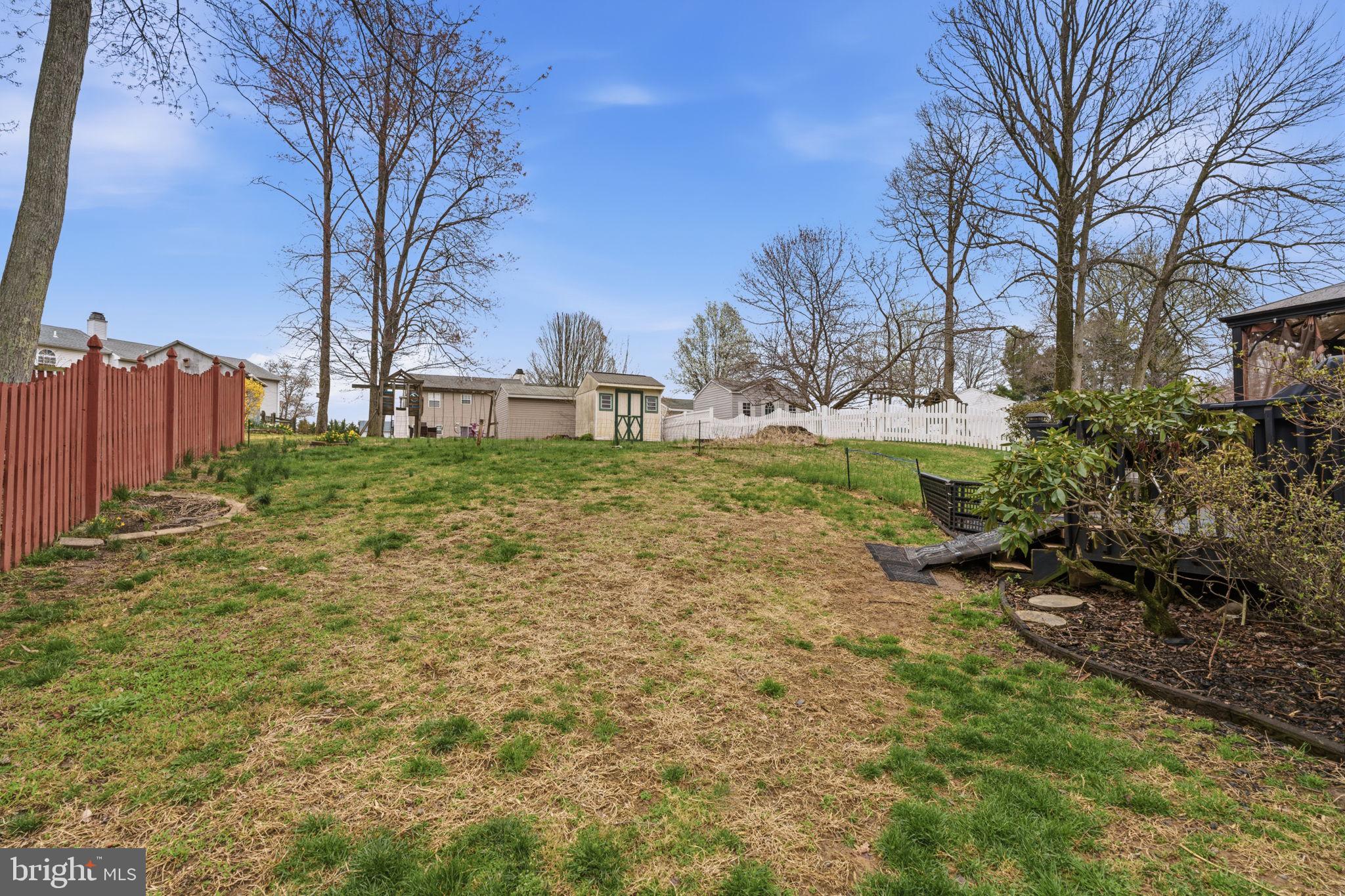 YORKTOWN - Residential