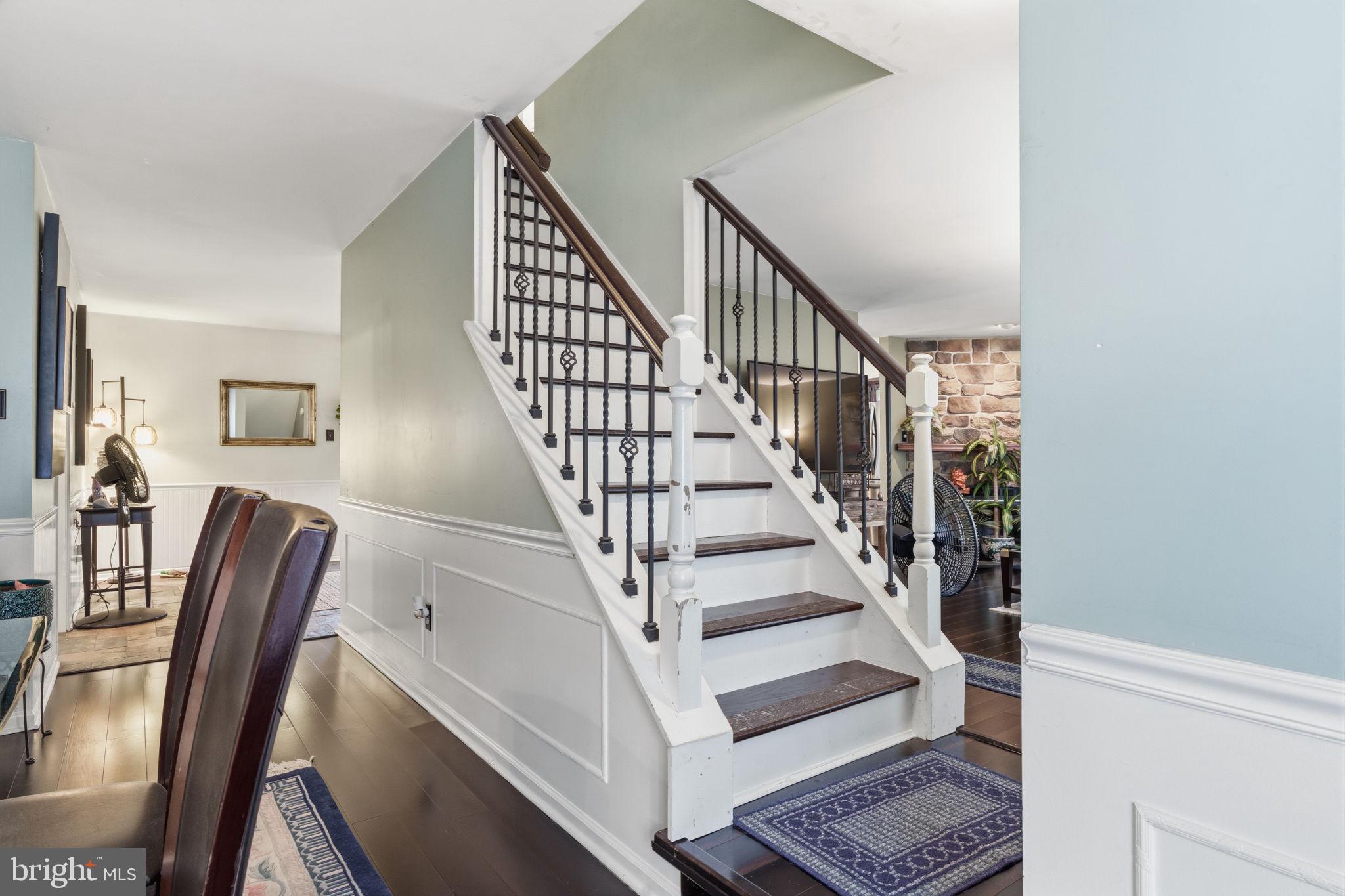 YORKTOWN - Residential