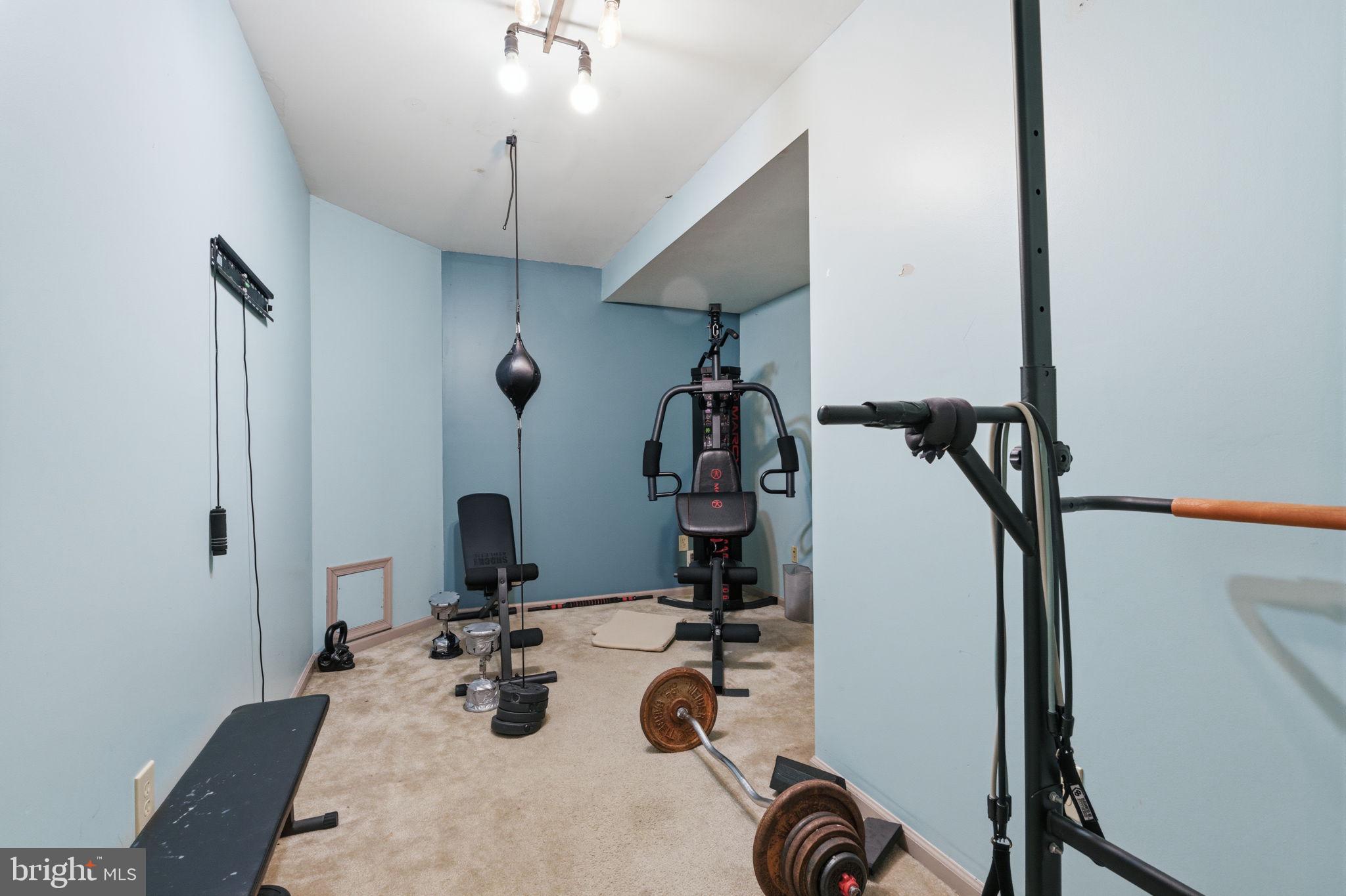 YORKTOWN - Residential