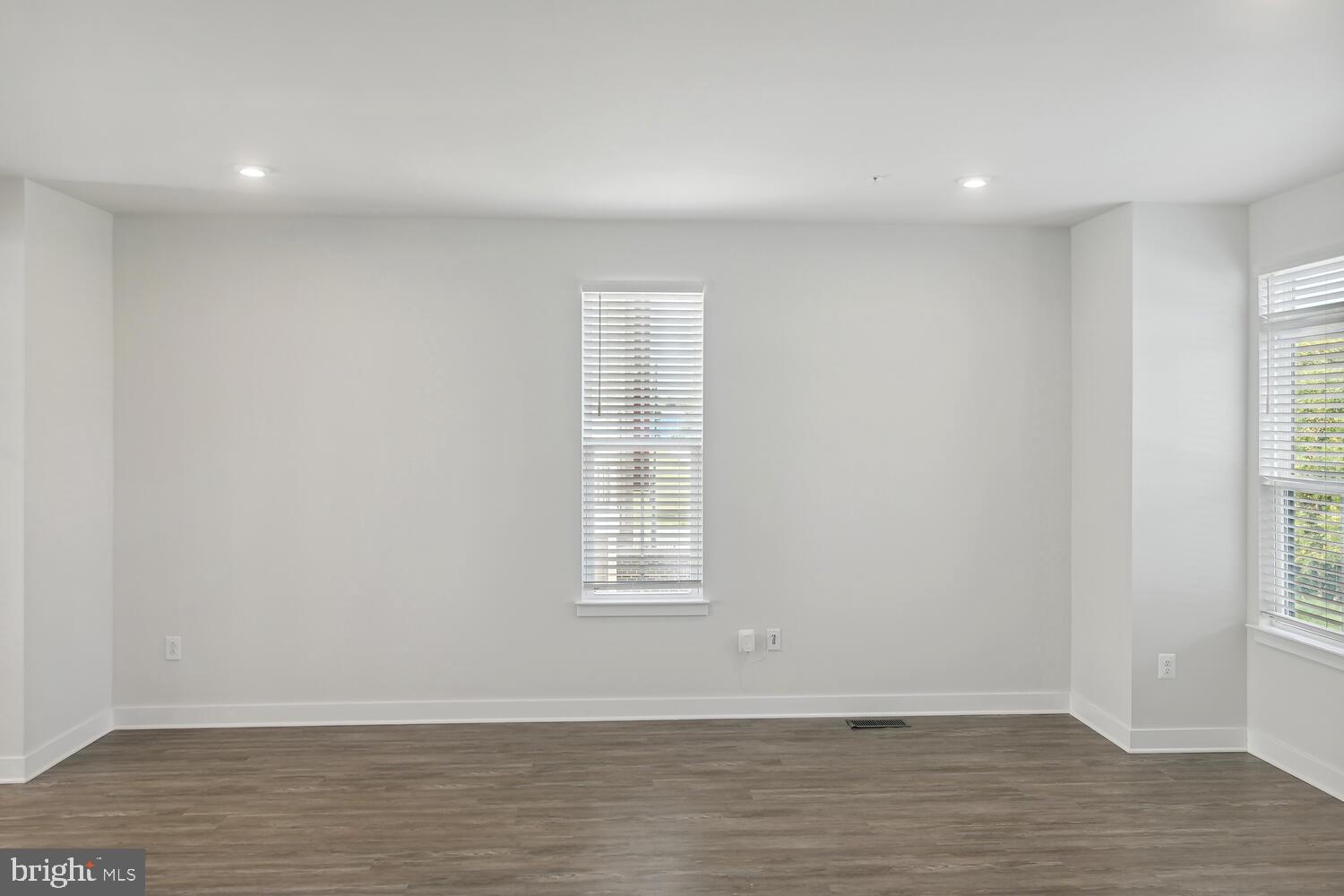 EAGER PARK TOWNHOMES - Residential Lease