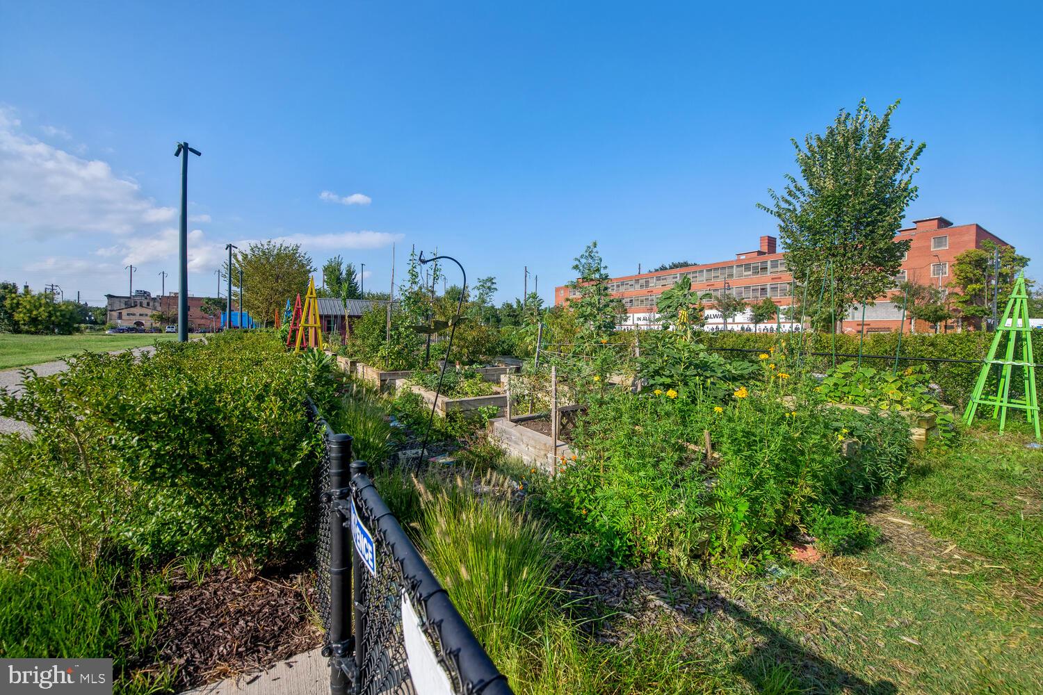 EAGER PARK TOWNHOMES - Residential Lease