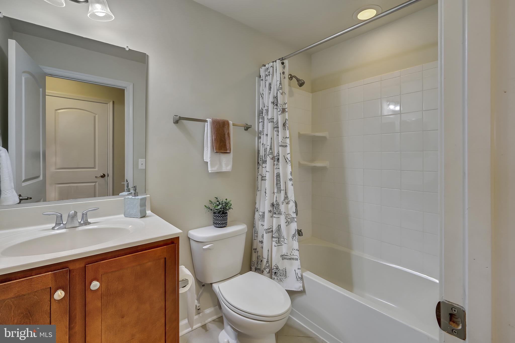 UPLANDS - Residential