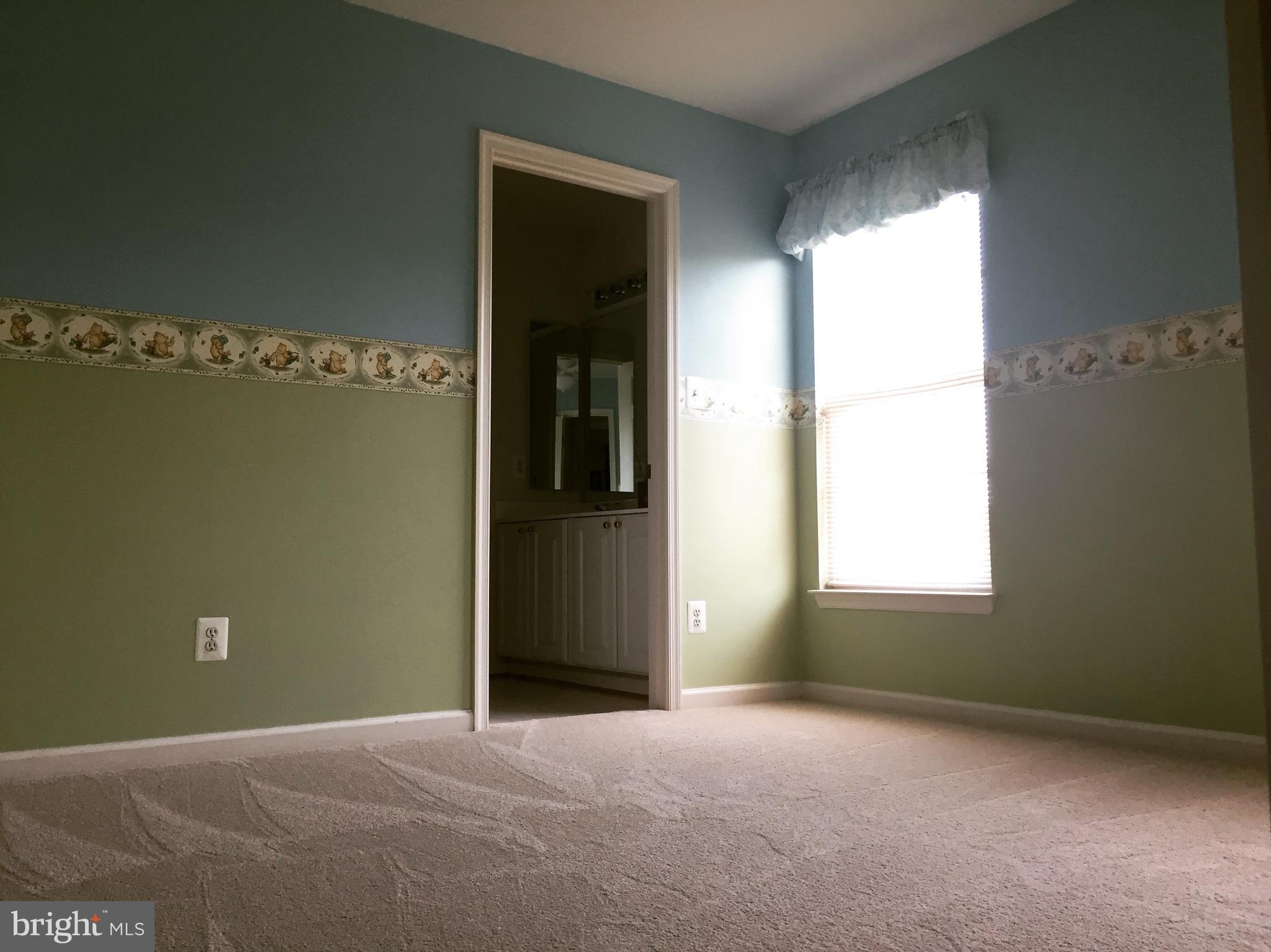 SOMERSET - Residential