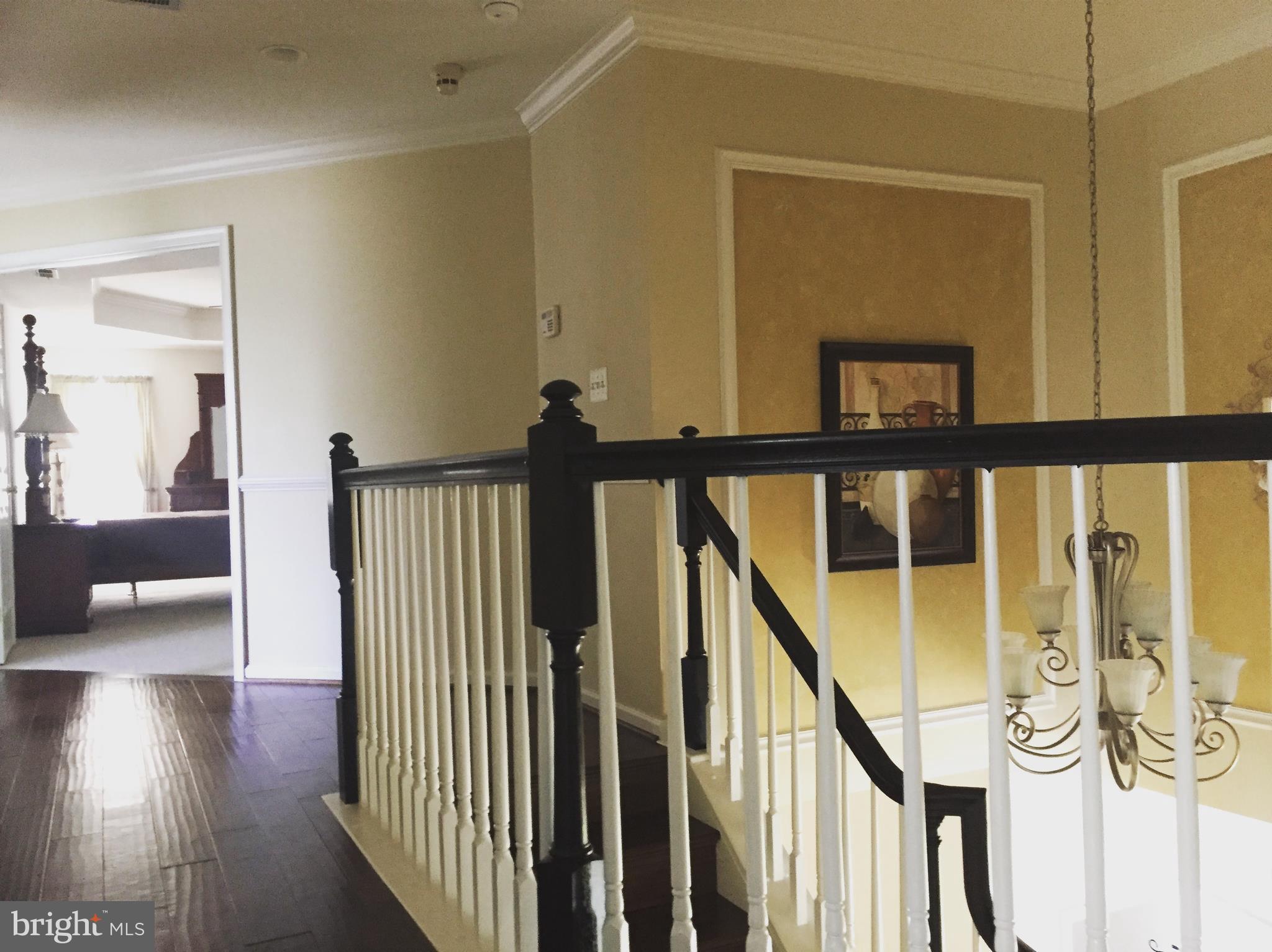 SOMERSET - Residential