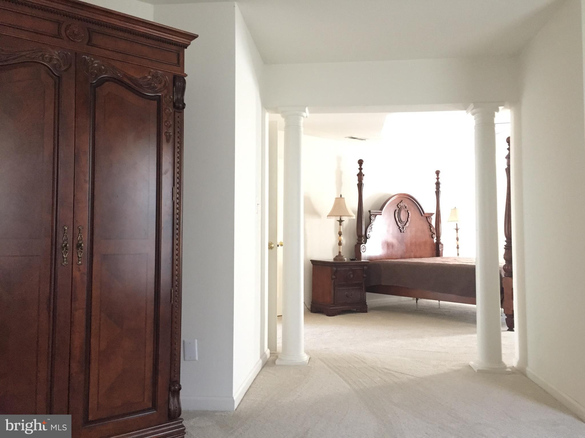 SOMERSET - Residential