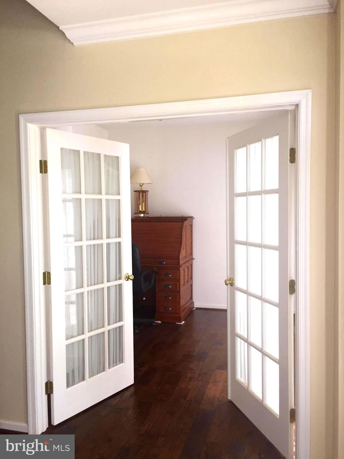 SOMERSET - Residential