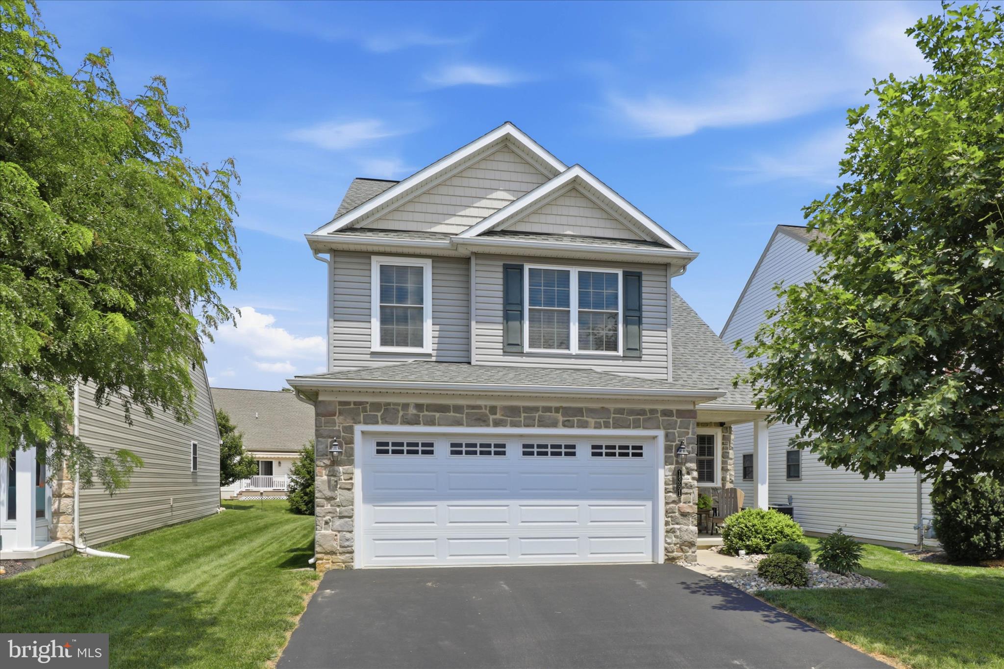 1381 FIELDSTONE DRIVE