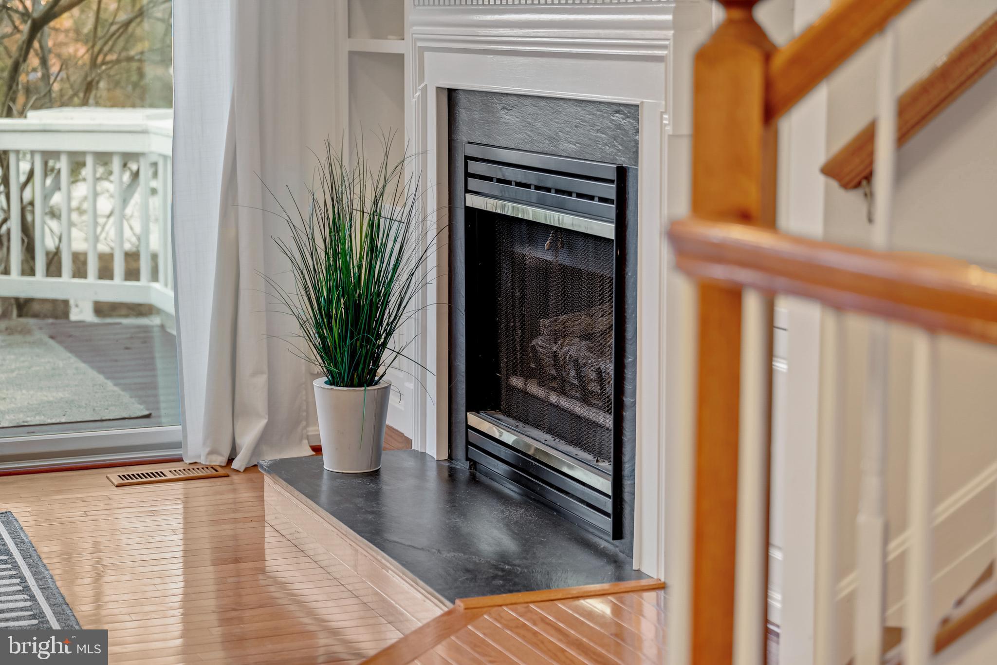 EDGEWATER AT TOWN CENTER - Residential