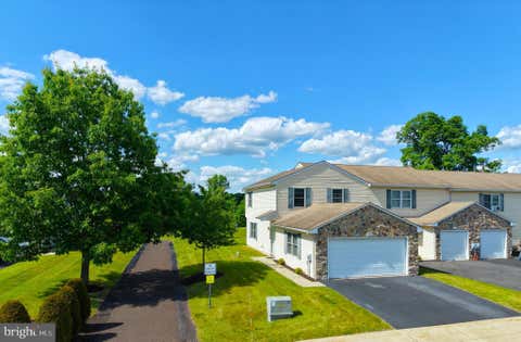 Townhouse For Rent - 2521 Emerald Lane<br/> Bucks County, QUAKERTOWN, PA 18951