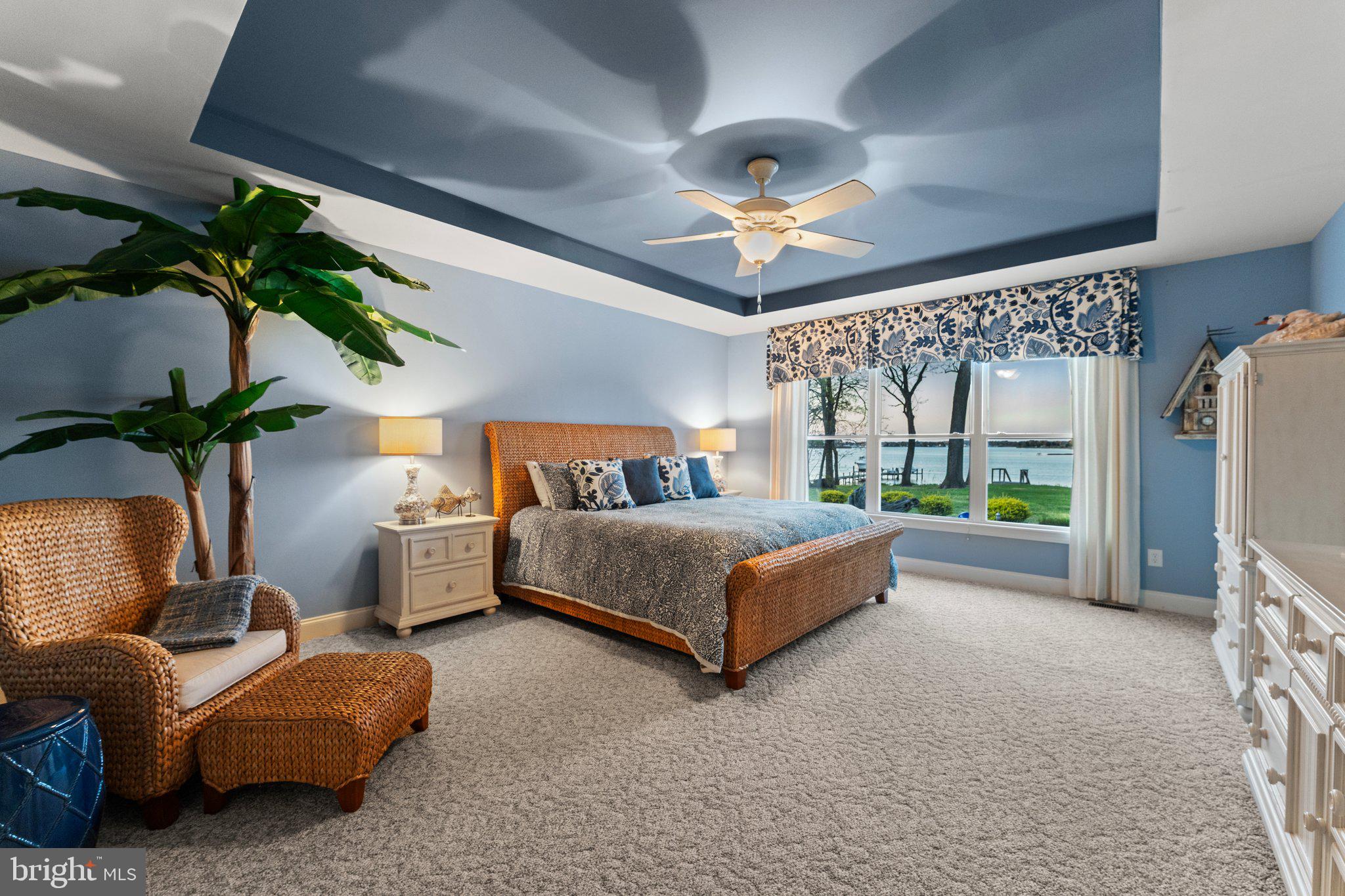 QUIET HARBOR - Residential