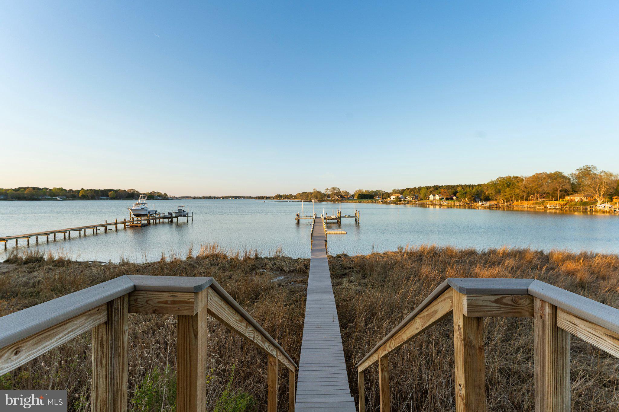 QUIET HARBOR - Residential