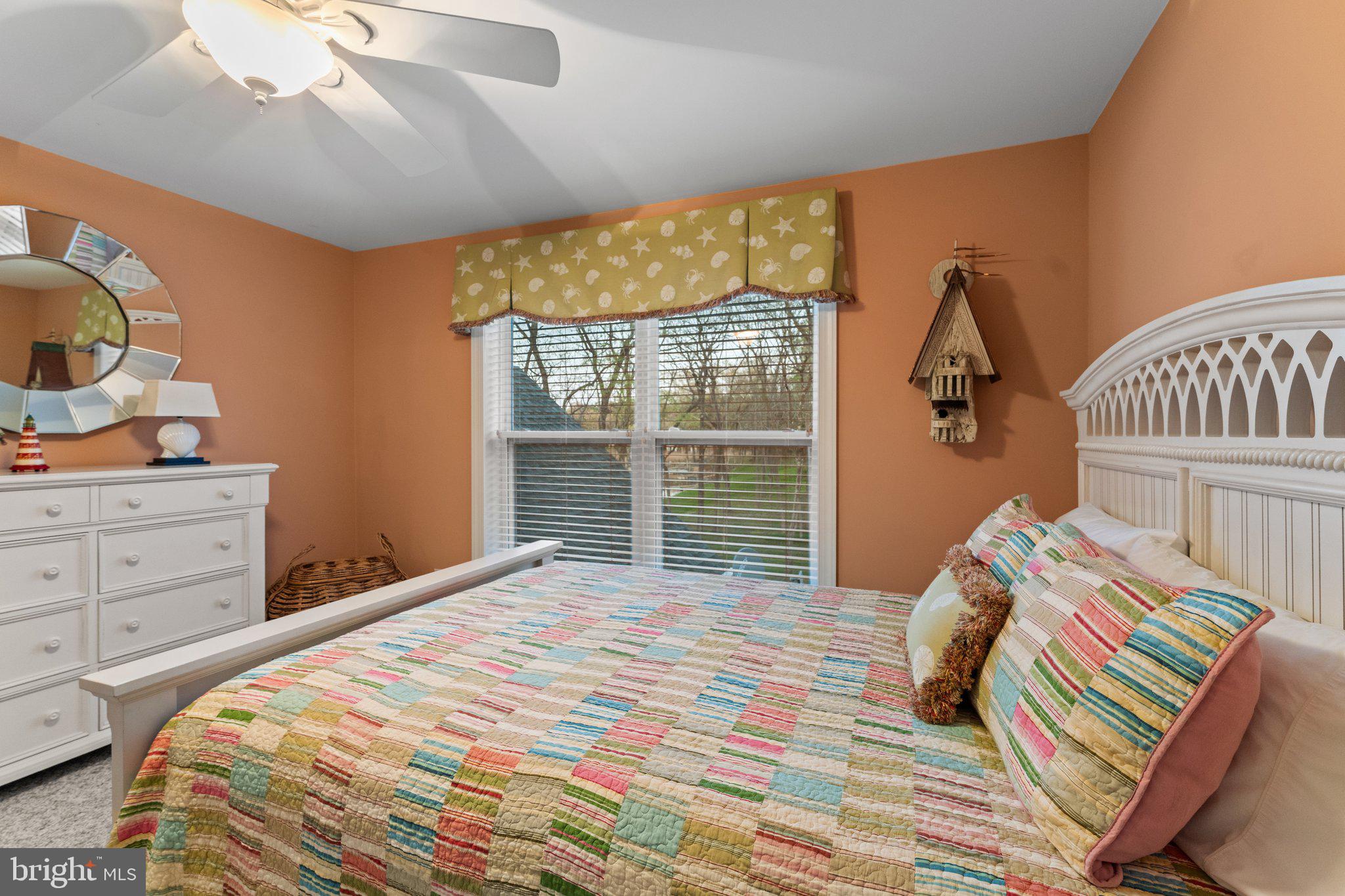 QUIET HARBOR - Residential