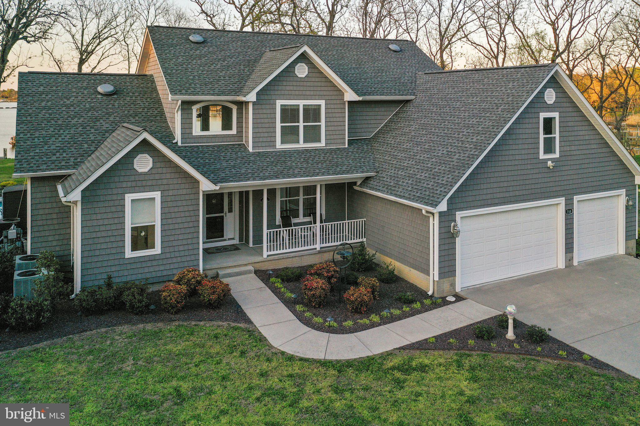 QUIET HARBOR - Residential