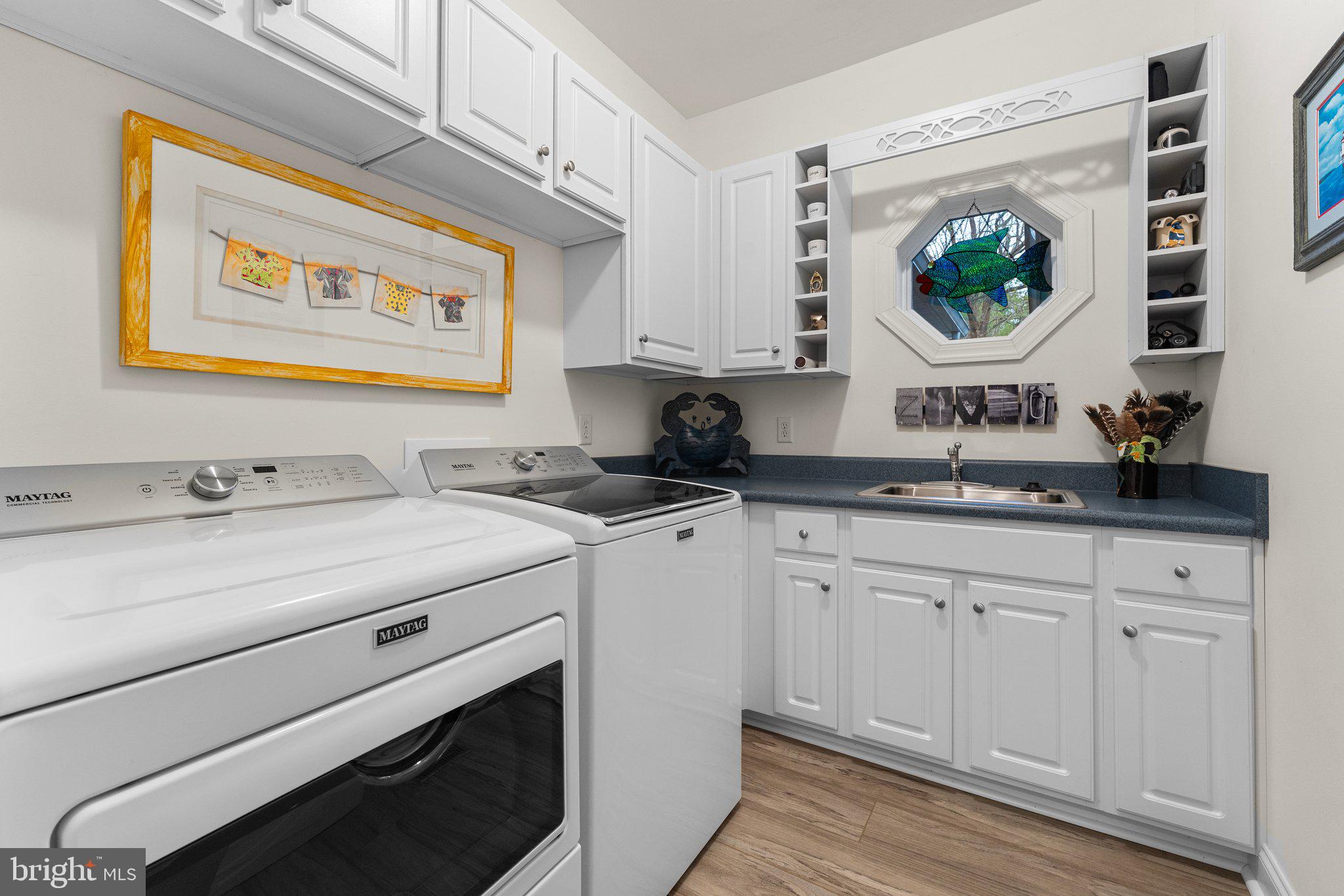 QUIET HARBOR - Residential