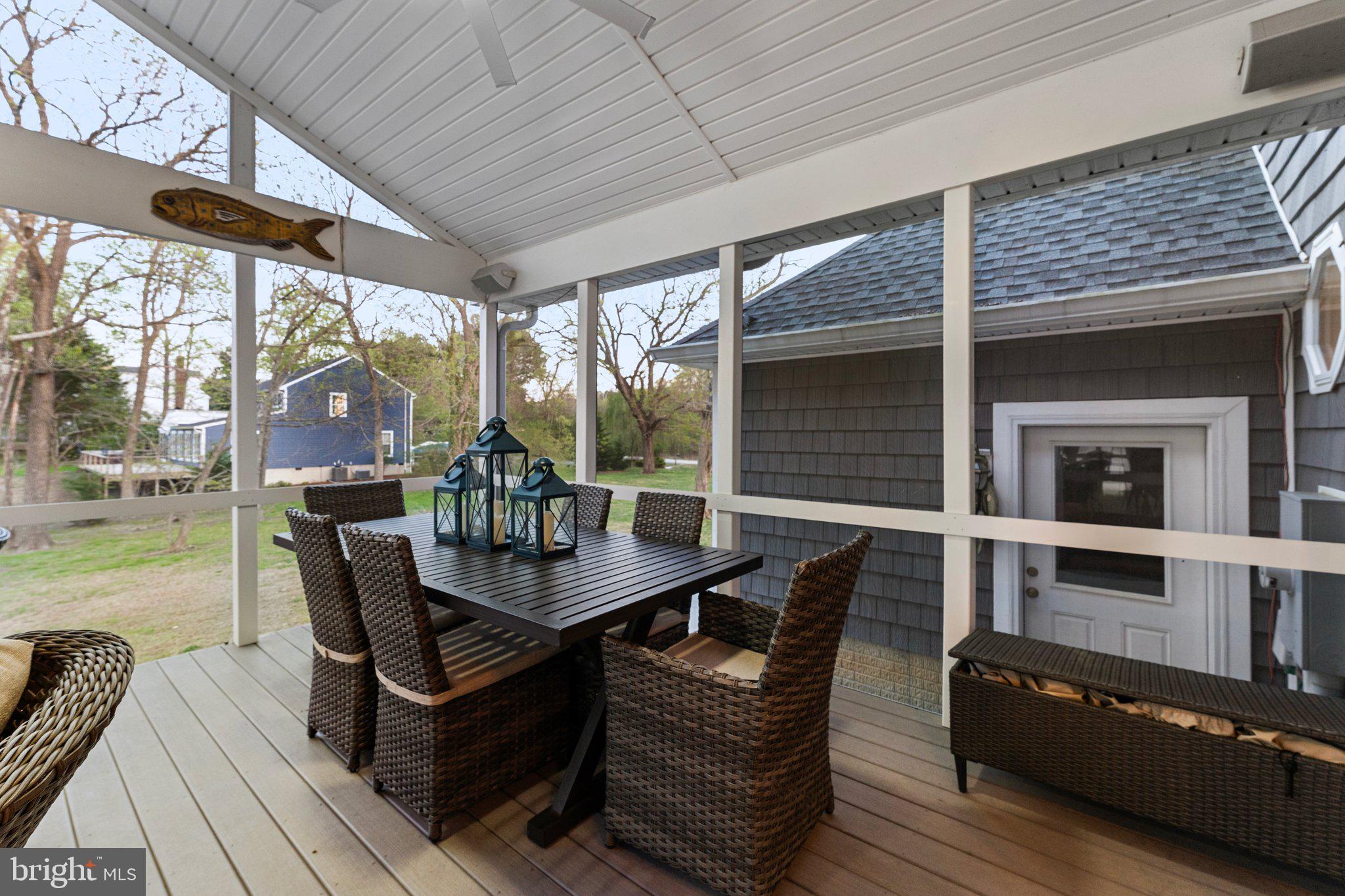 QUIET HARBOR - Residential