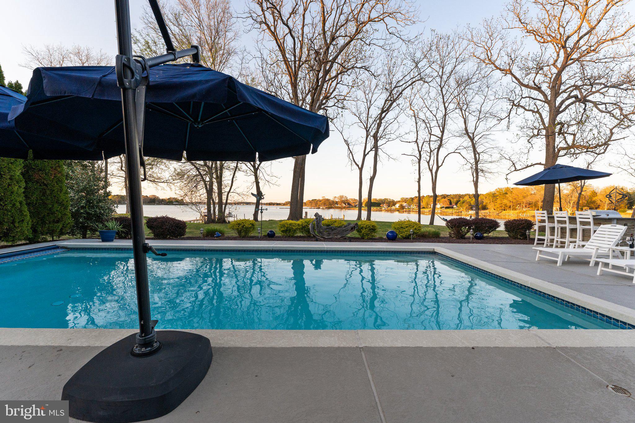 QUIET HARBOR - Residential