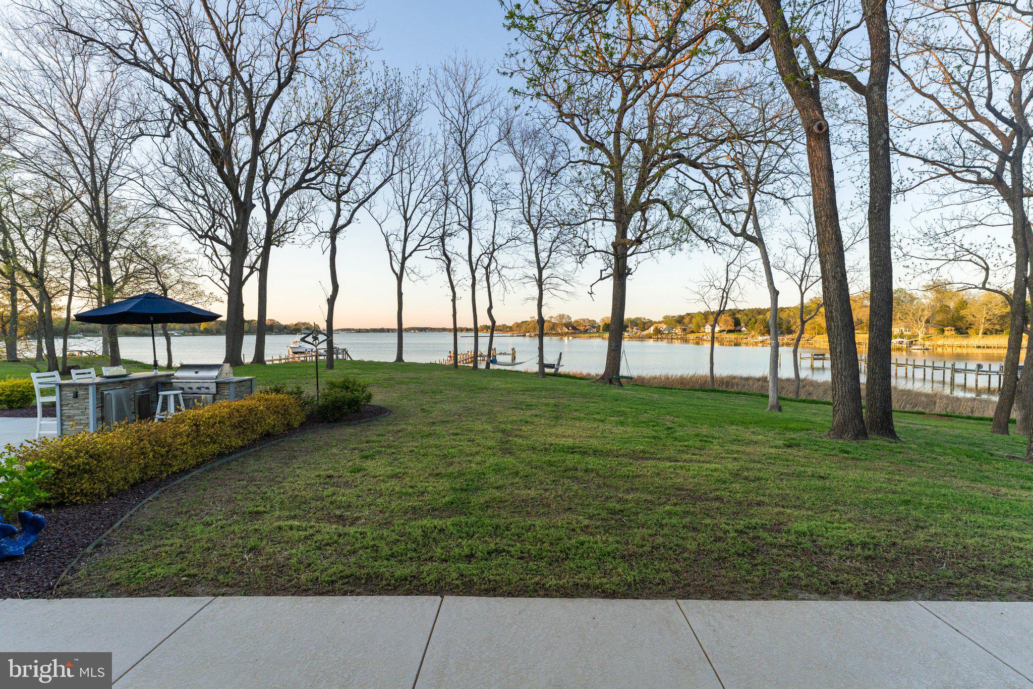 QUIET HARBOR - Residential