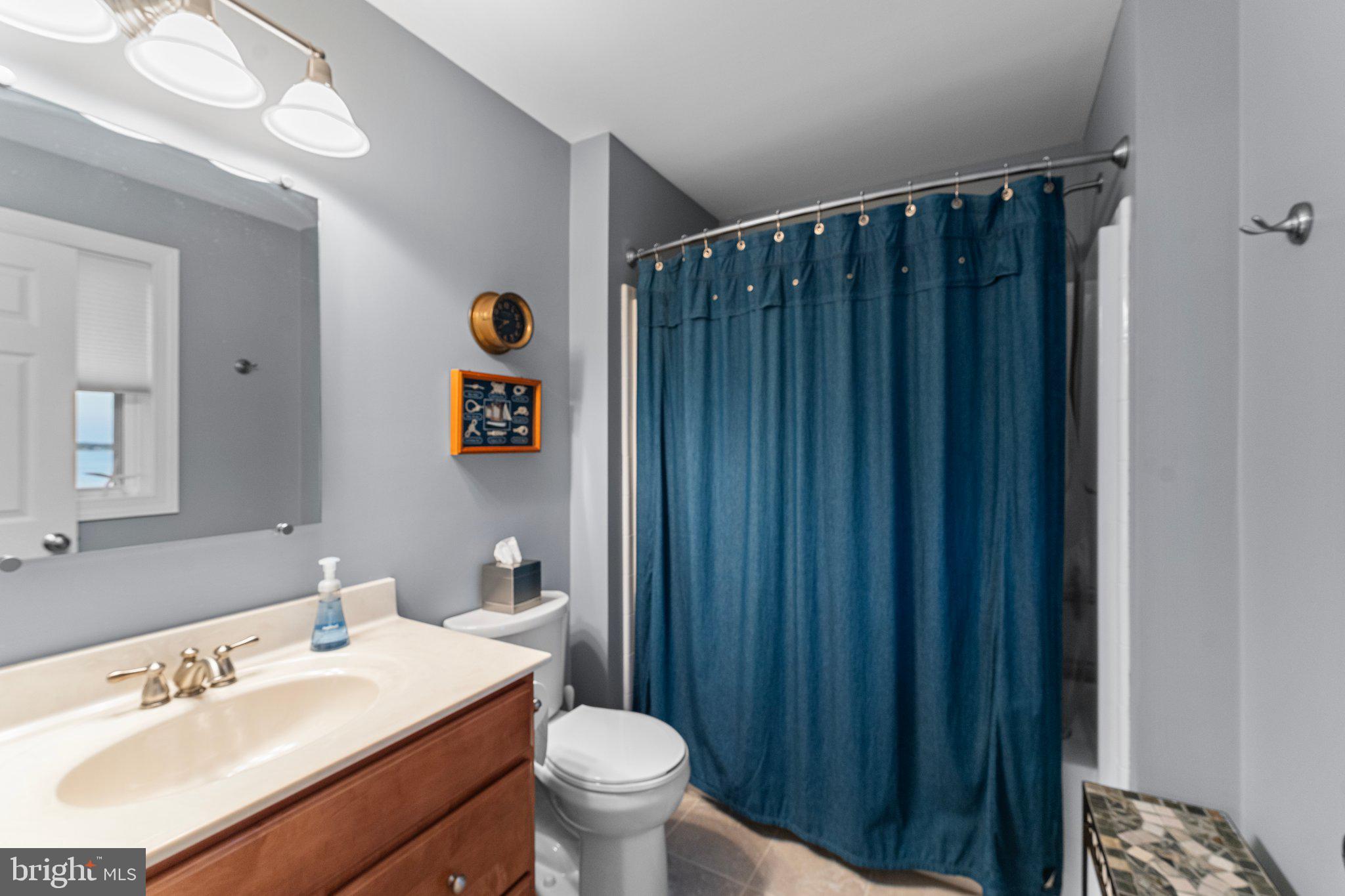 QUIET HARBOR - Residential