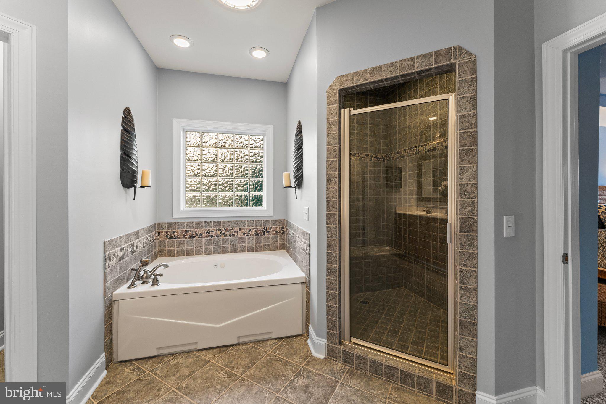 QUIET HARBOR - Residential