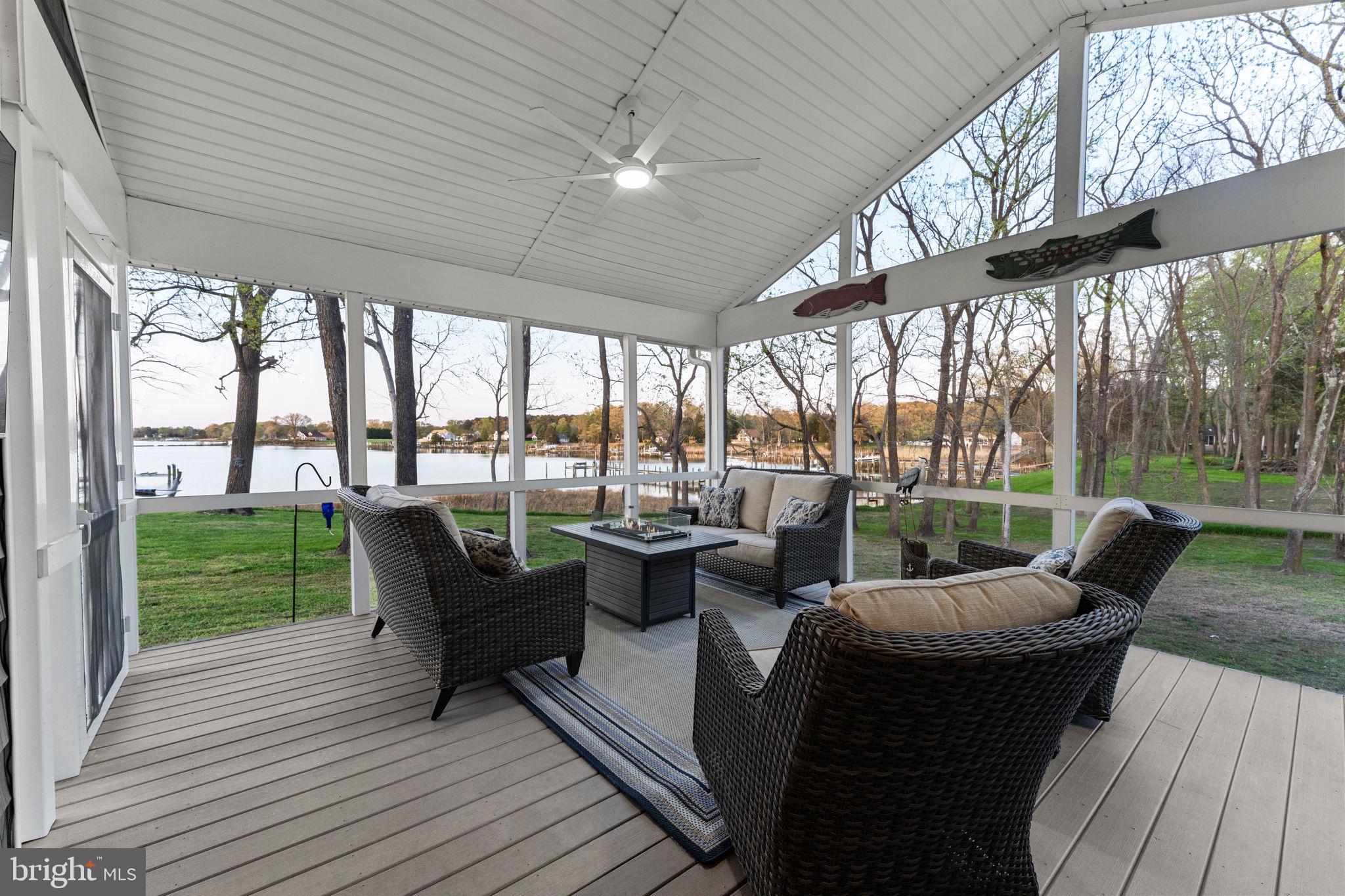 QUIET HARBOR - Residential